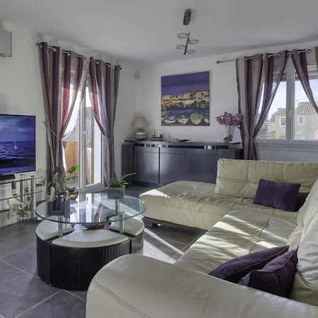 Prázdninový dům La Maison Chateau By Interhome