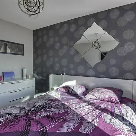 La Maison Chateau By Interhome * Sanary-sur-Mer