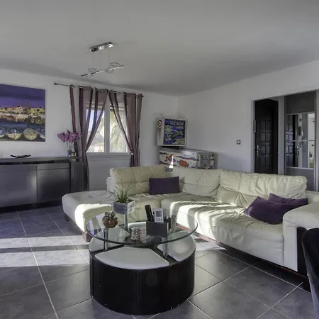 Holiday home La Maison Chateau By Interhome *